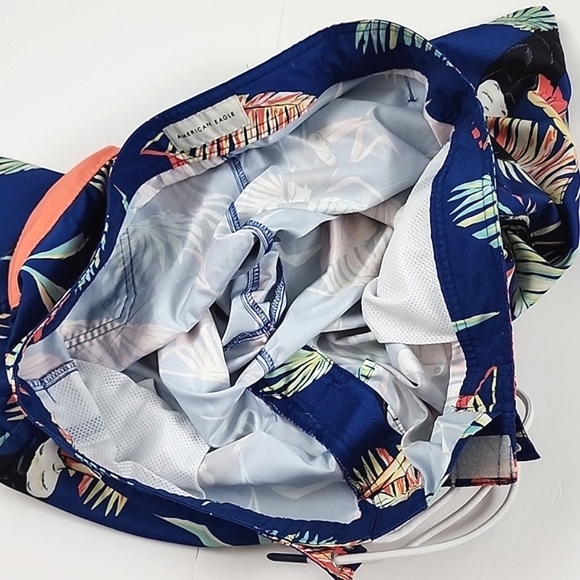 American Outfitters Men's Swim Shorts Toucan Tropical Print Blue Coral Size XL - Picture 11 of 16